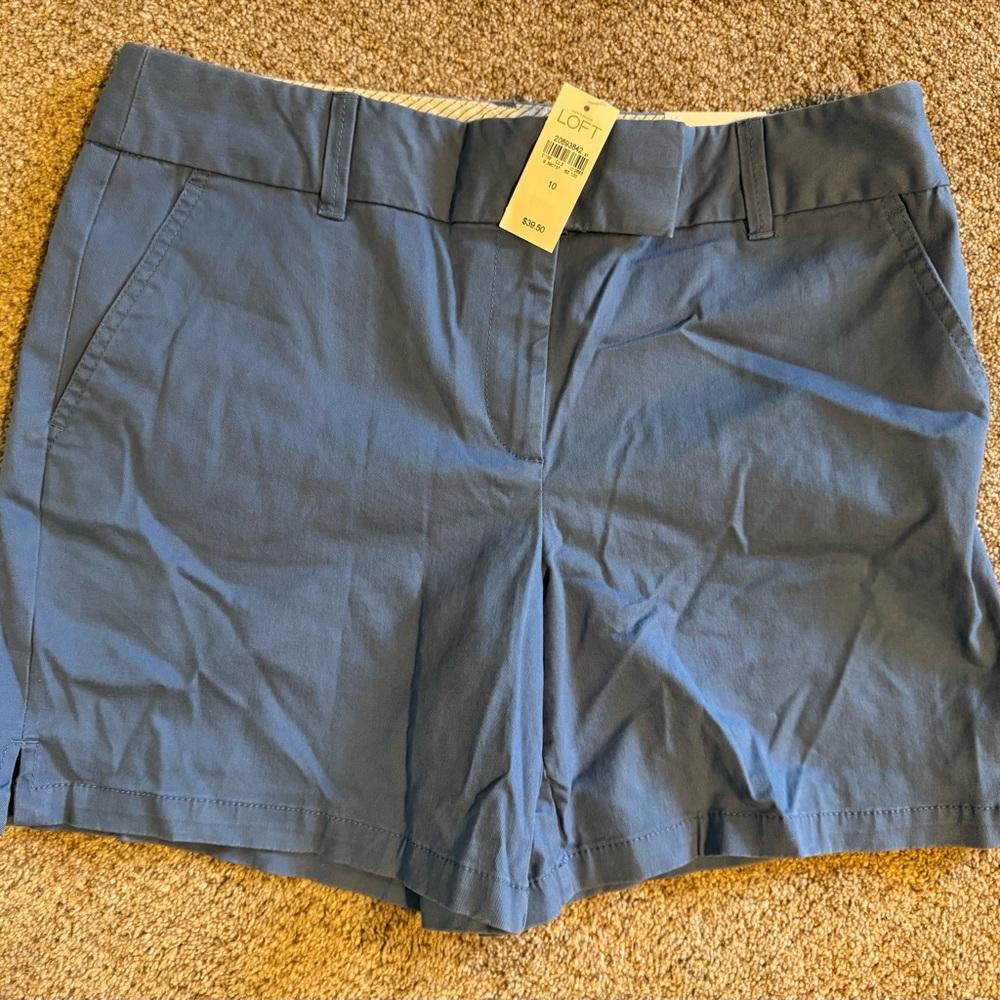 LOFT Women's The Riviera Short - Blue Bermudas